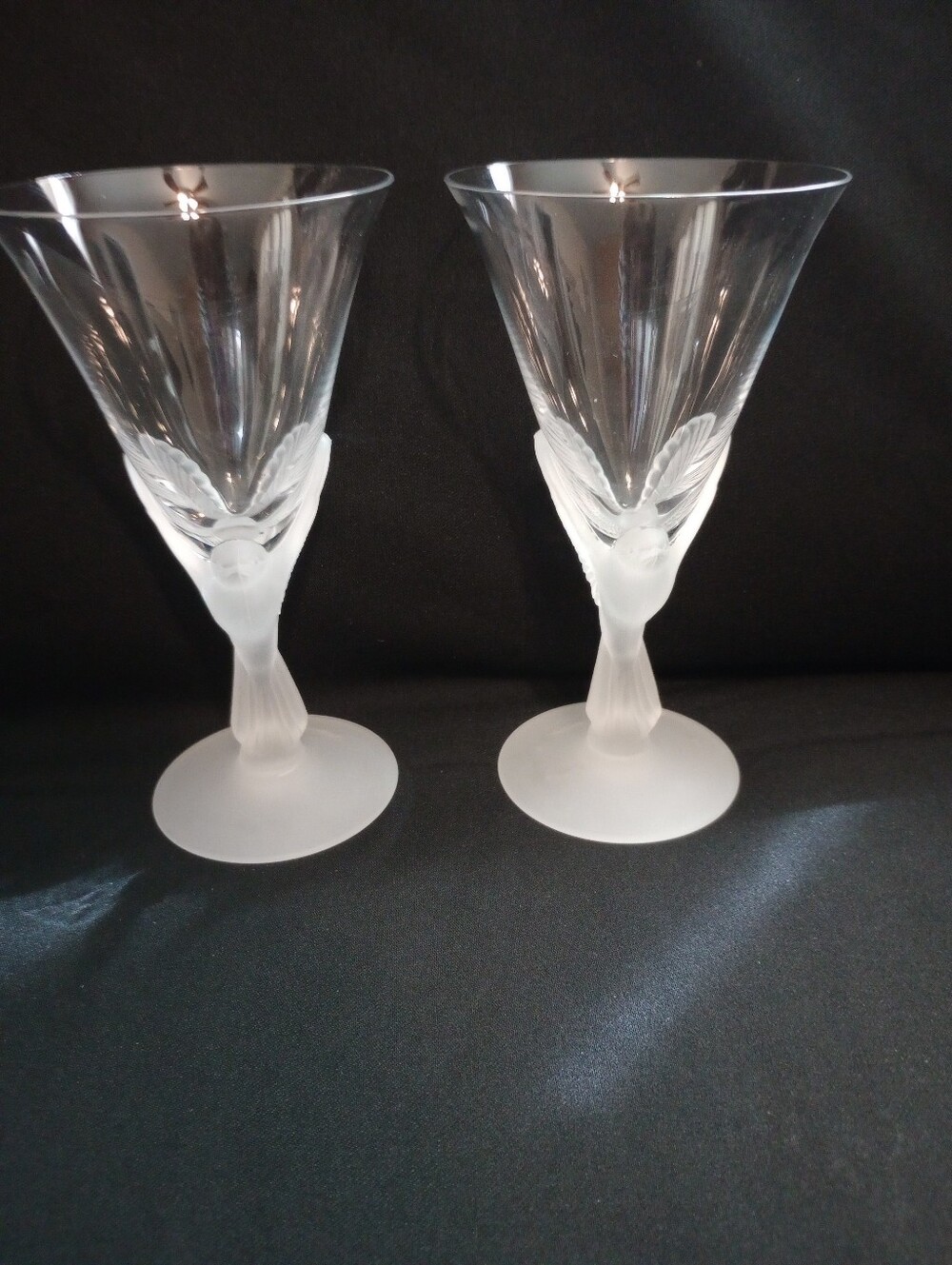 Vintage 1970s Sasaki Crystal "Wings" Pattern 6.75" Water/Wine Goblets-Set Of 2